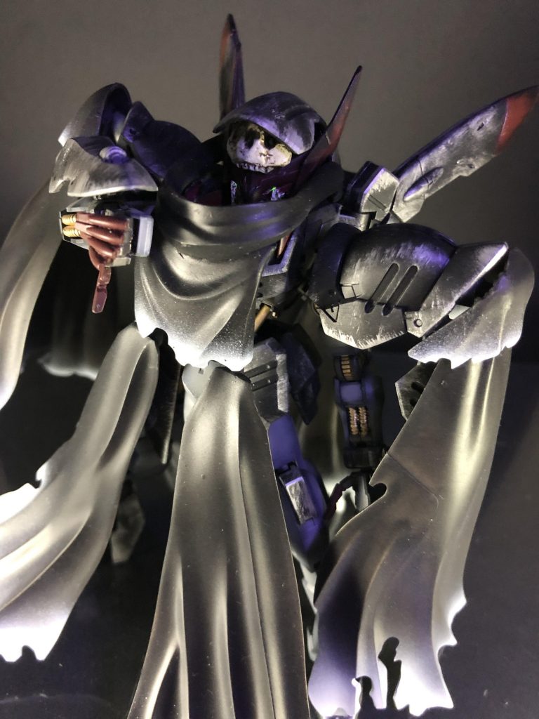 最後はフェイスオープン状態で👎を!めちゃくちゃかっこいいです……