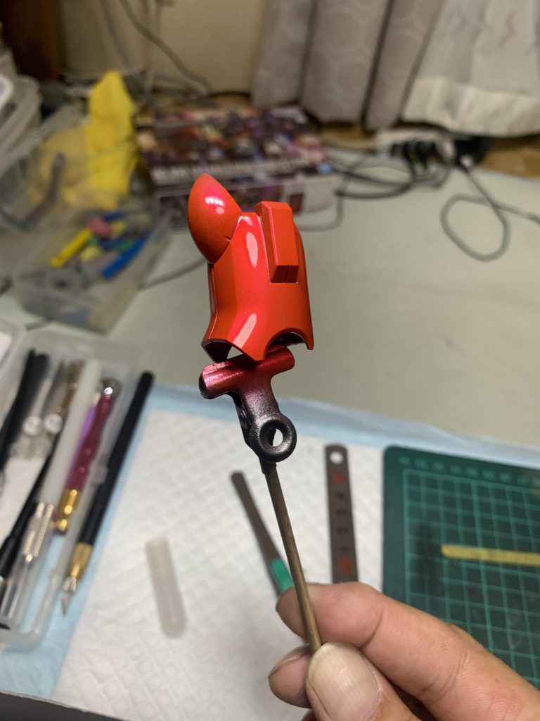 クリアレッドを3回重ねましたが、水性でも良い艶が出てるんではないでしょうか(^^♪