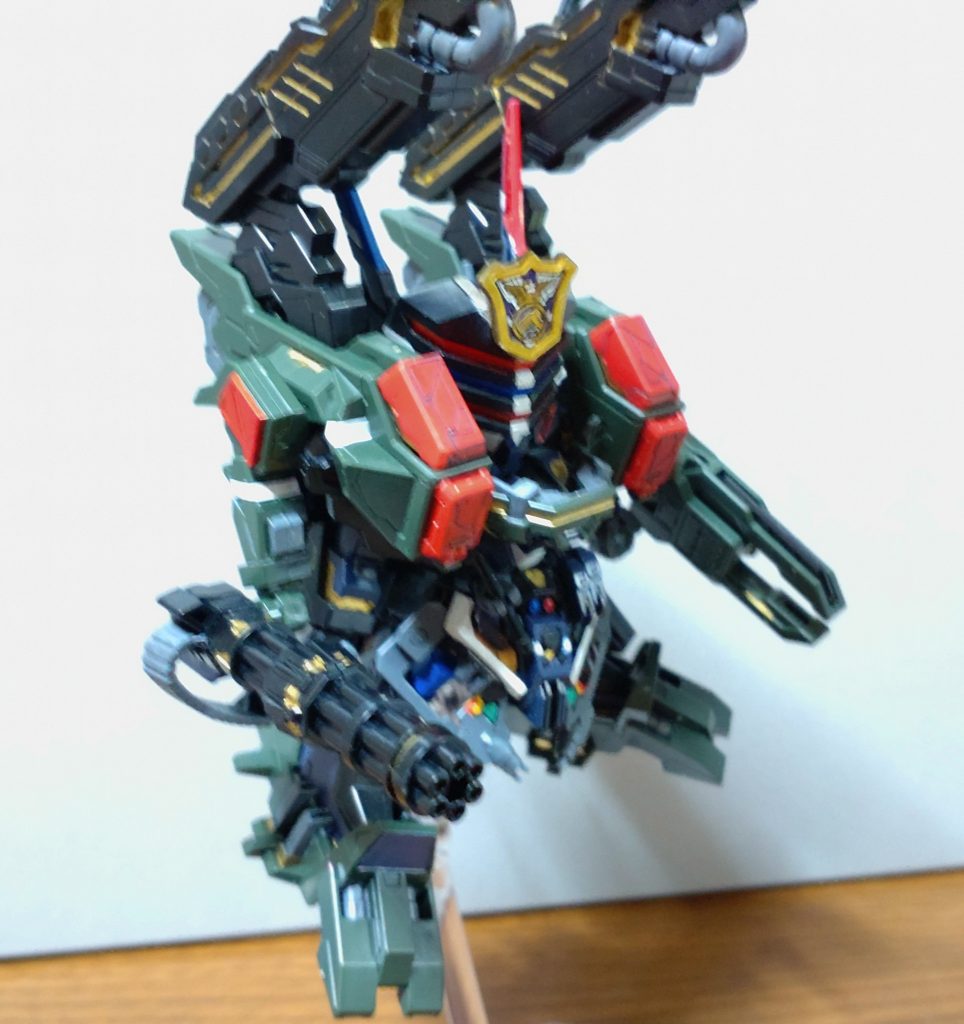 ガトリングの給弾ベルトは中央で可動させることが出来るっス