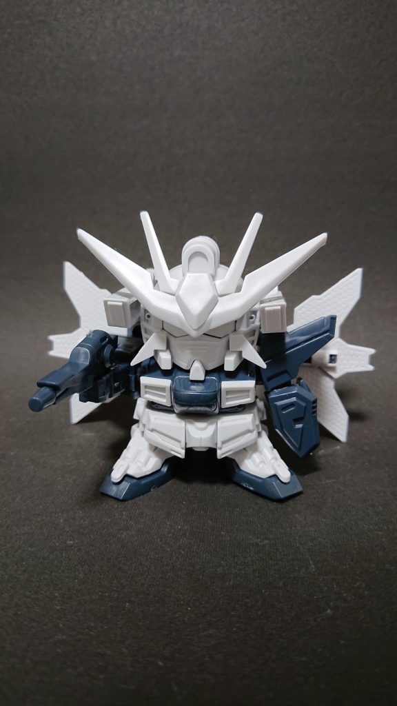 塗装前もう素組で十分カッコいいですね!ガンダムダブルエックスは私のなかで1、2を争うくらい好きガンダムなので作っているときはずっとテンション高く作れました!HGも早く作りたい!ご覧いただきありがとうございました!