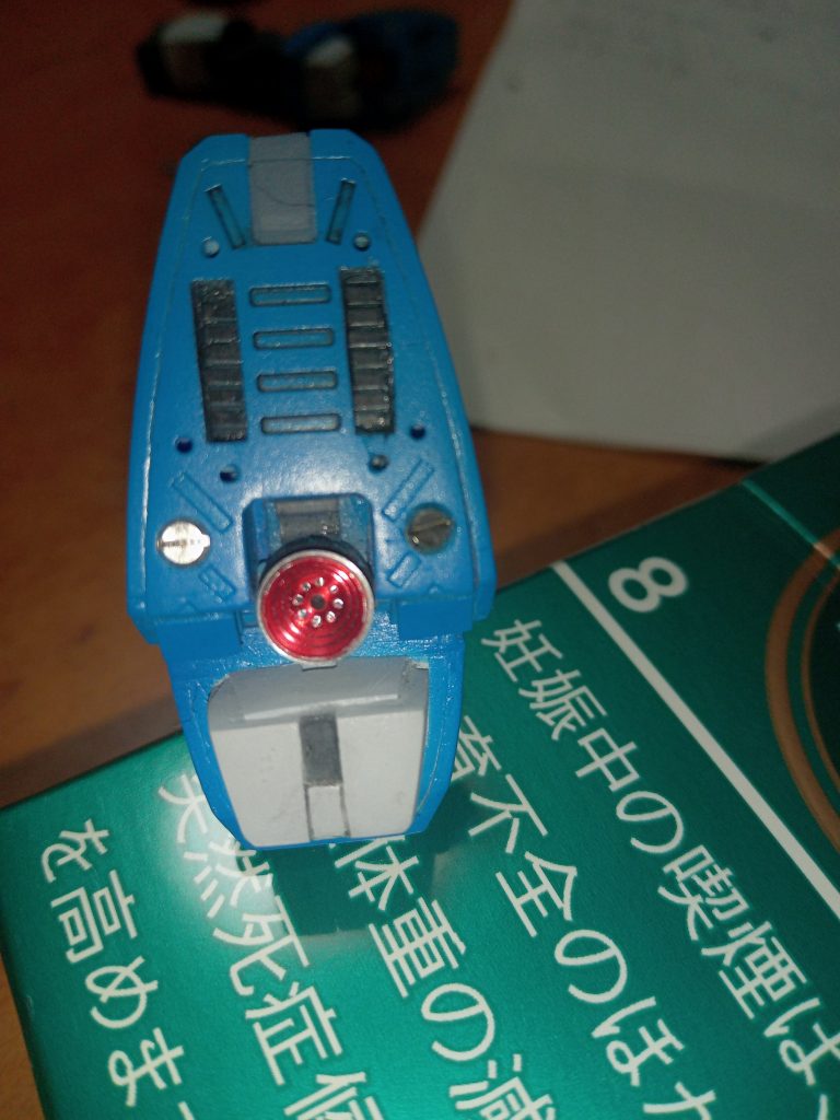 見えないので適当に