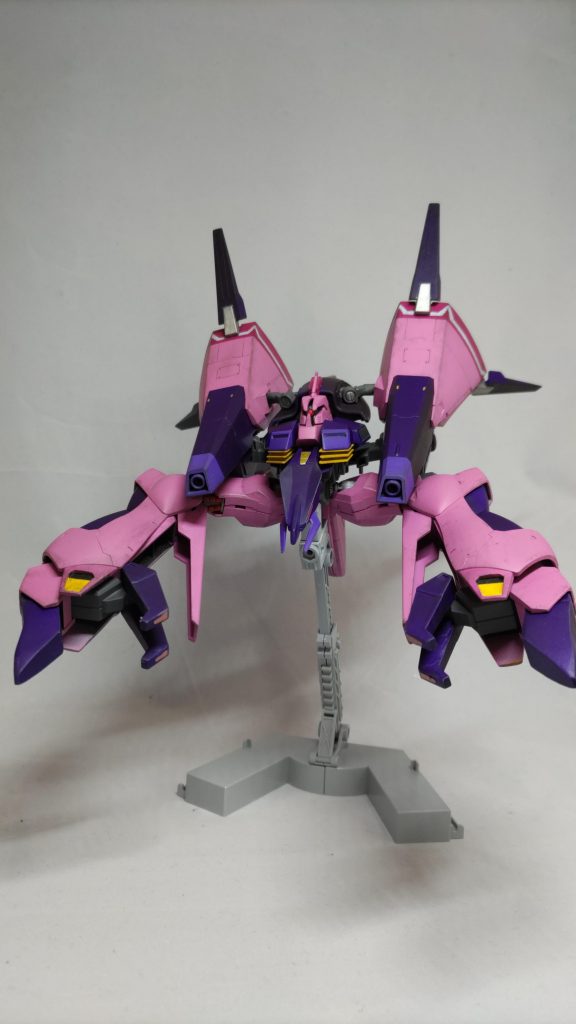 今回制作に当たっての目玉の1つ。MA 強襲型。グラブロをイメージしてみました。また、爪先は短いのでプラバンで作成しました。