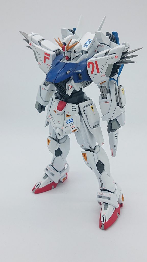 MG ver.２.０が元キットバルカン類はメタルパーツ