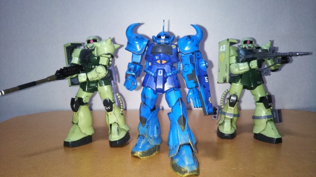 「ランバ・ラル隊」風です。 マゼラトップ砲とミサイルポッドがあれば、やはりこれは再現してみたくなります(笑)。