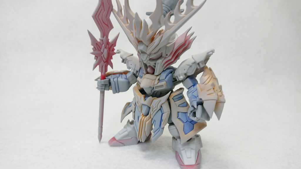 サーフェイサー状態の張飛ゴッドガンダムです。このサフ状態が格好良くて私は一番のお気に入りです！