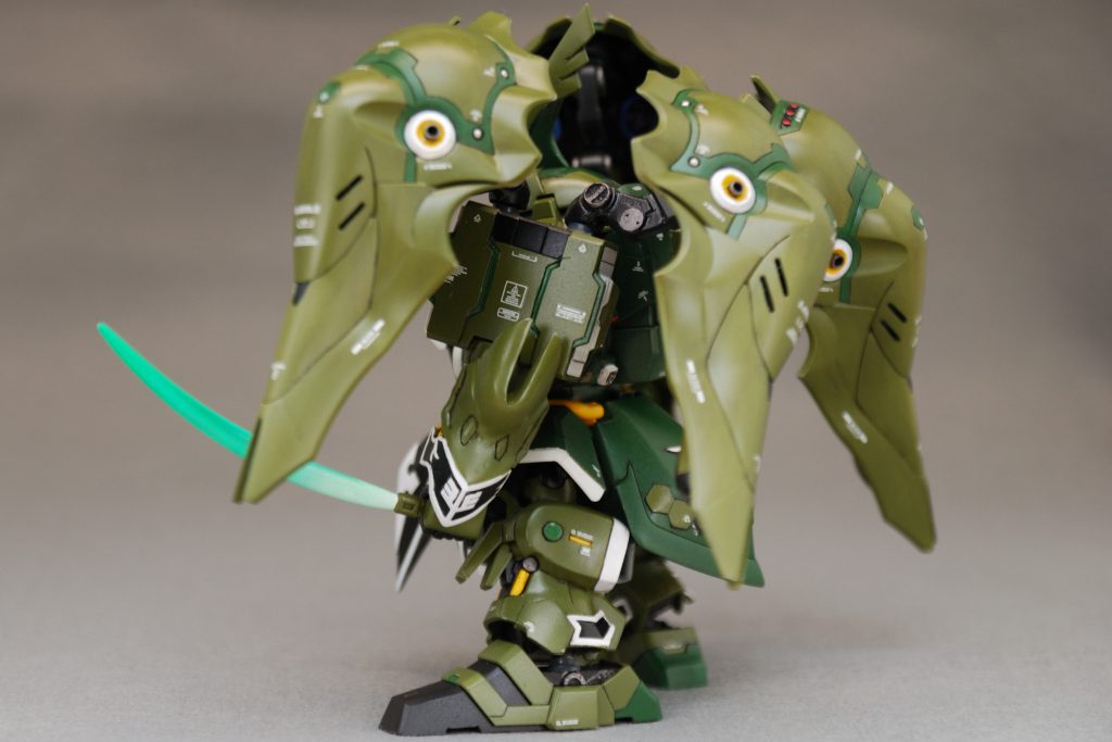 サイドから。バインダーは大変だったけど、いい感じに仕上がったと思います。