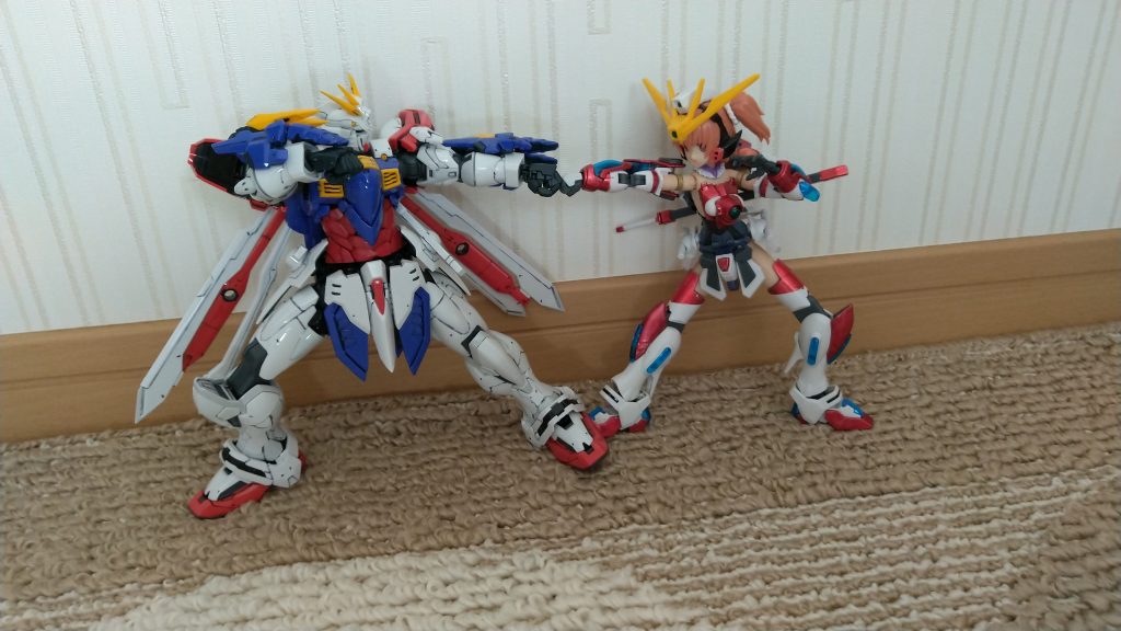 最後に師匠という設定のハイレゾリューション、ゴッドガンダムとのツーショット。『見よ！東方は赤く燃え（萌え）ているっ！！』今回はこれで終わろうと思います。最後まで見ていただきありがとうございました！