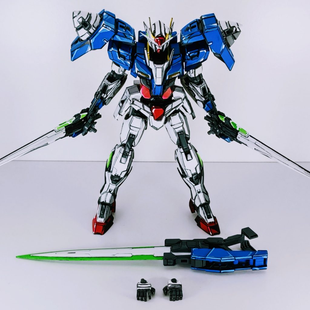 GNソードⅢは、陰影のつけ方を逆にして塗ってしまいました・・・。