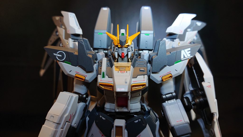 HGBF 1/144 RX-93-v2V Hi-νガンダムヴレイブ–5枚目/制作者：かずよし