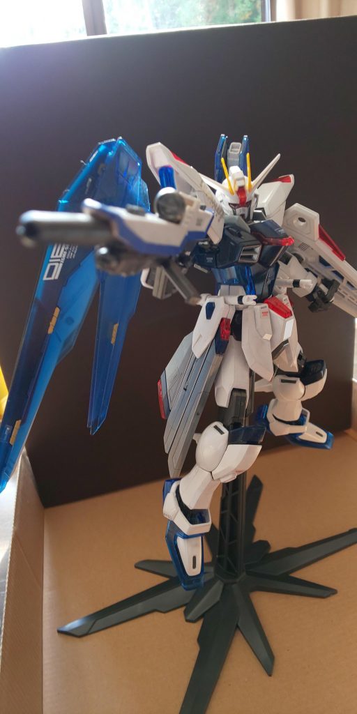 初めてのMG。部品大きくて作りやすかった。