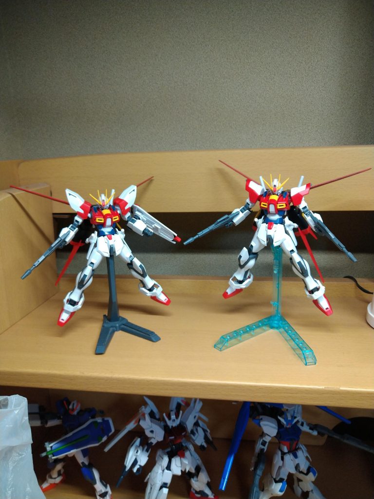 あー、なんかみんなゴテゴテだなぁw