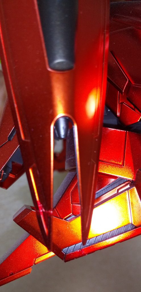 子供がシールドを落とし割ってしまいました(T_T)わざとではないですし、自分がシールドを渡したのがいけなかったのですが、子供に対してすごく怒鳴ってしまいました。形ある物はいつかは壊れますし、大人気なかったと思います。子供に悪いことをしてしまったと…。すごく反省しています(T_T)長文にも関わらず最後まで読んで下さり、ありがとう御座います。皆さまにとっても素晴らしいガンプラ人生である事を願います。