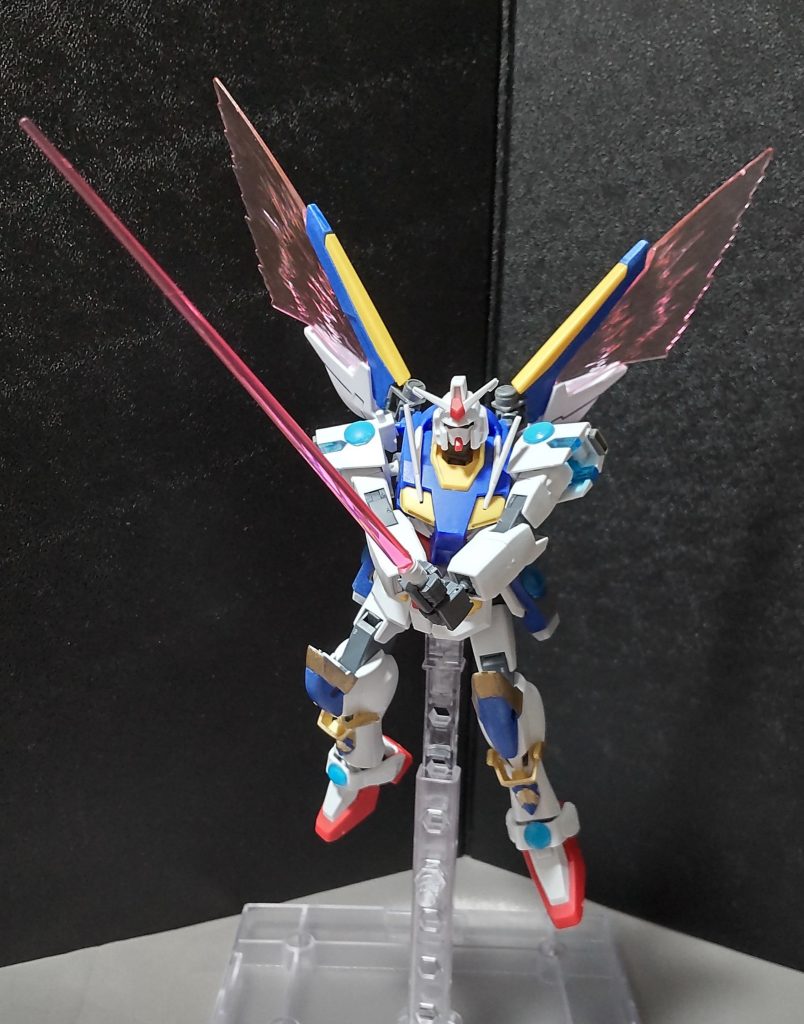 刹那VSリボンズ・アルマークの最終決戦時のビームサーベルを構えた時を再現。