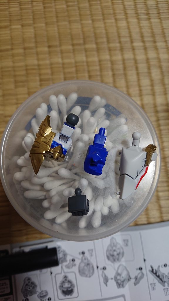 腕の塗りわけが一番難しかったです。