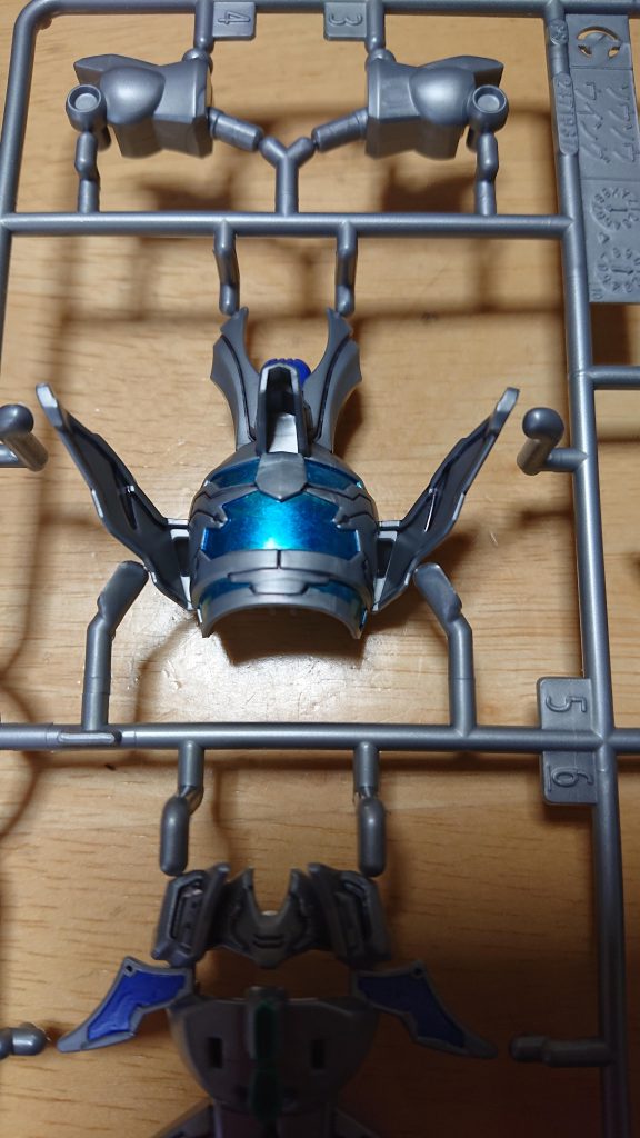 後頭部の塗装です。