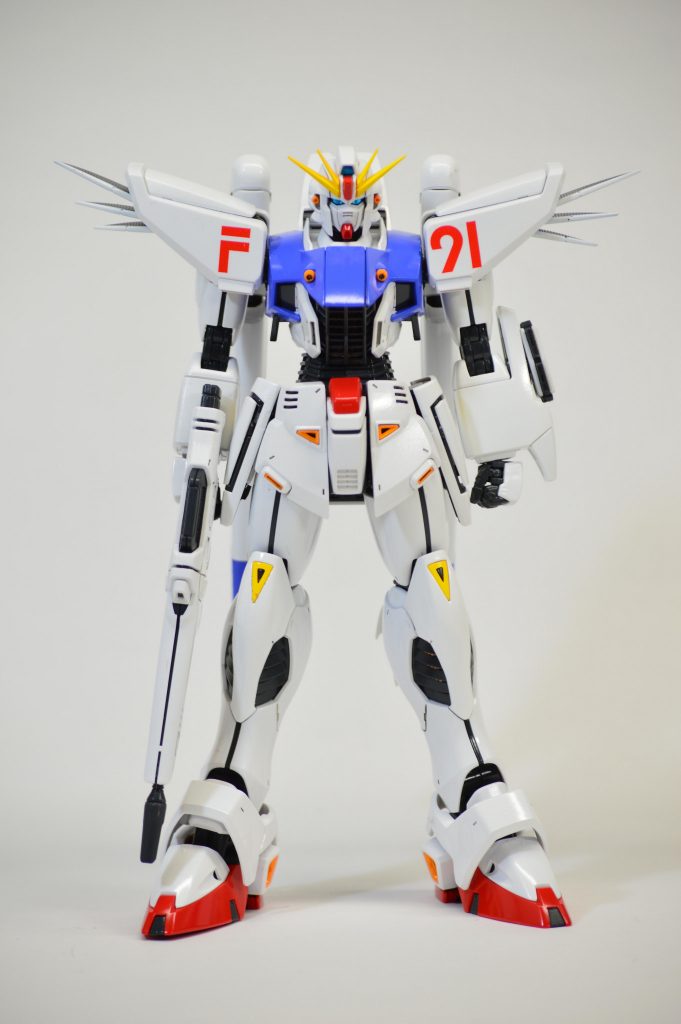 最大稼働時のフロントショット。放熱フィンもしっかり塗り分けてます。