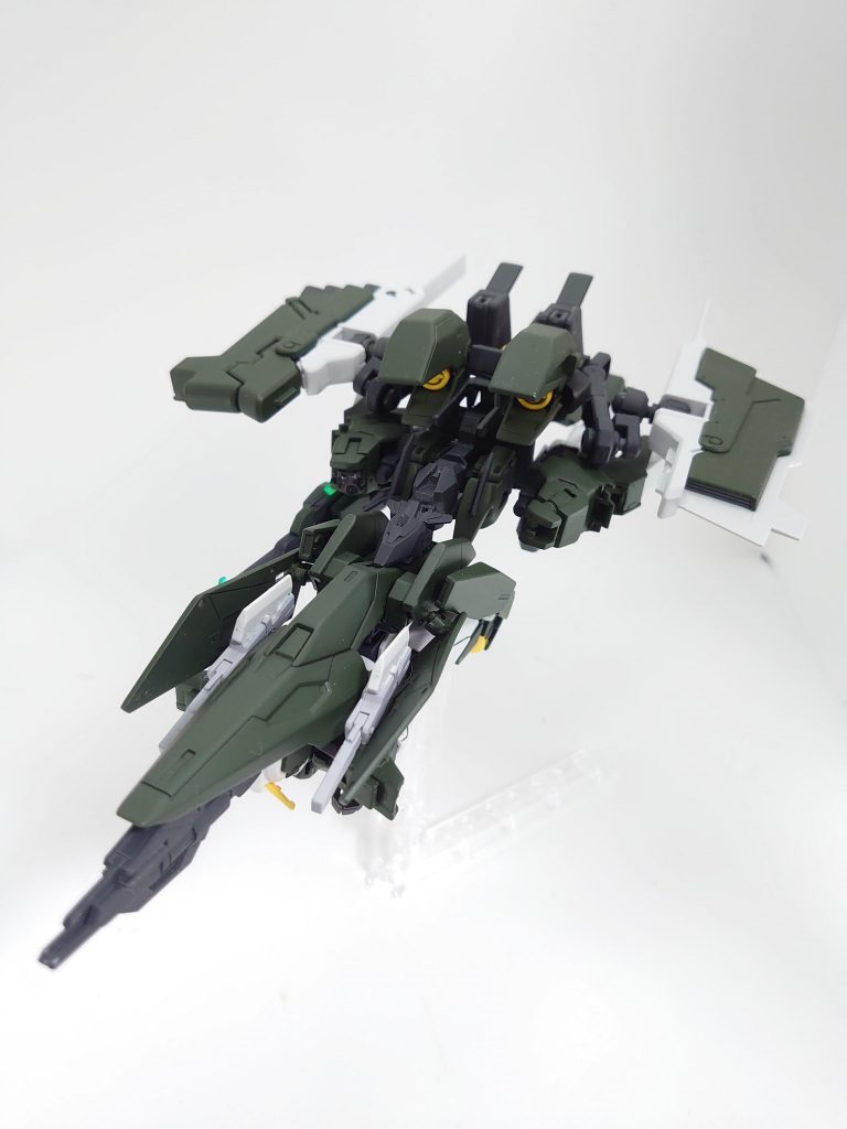 コアフライヤー形態 シールドの形状の関係で飛行形態とは言えませんが、コアキュリオスと同様にアーマーとのドッキングが可能になっています