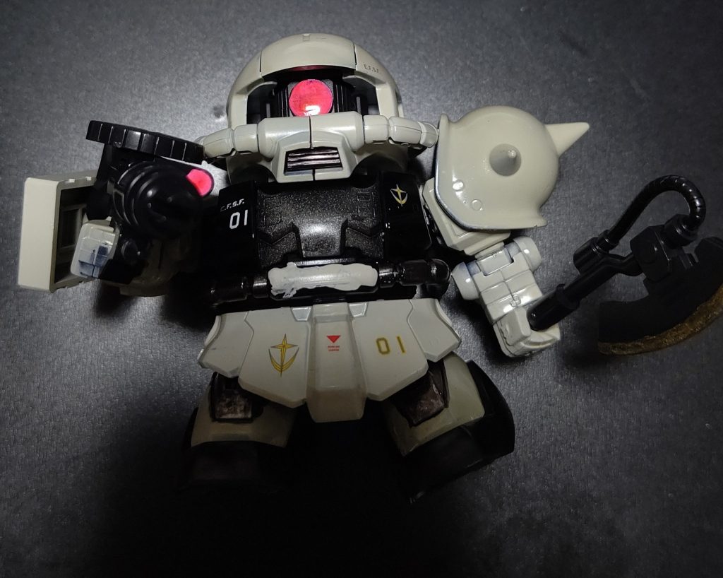 マシンガンとヒートホーク装備