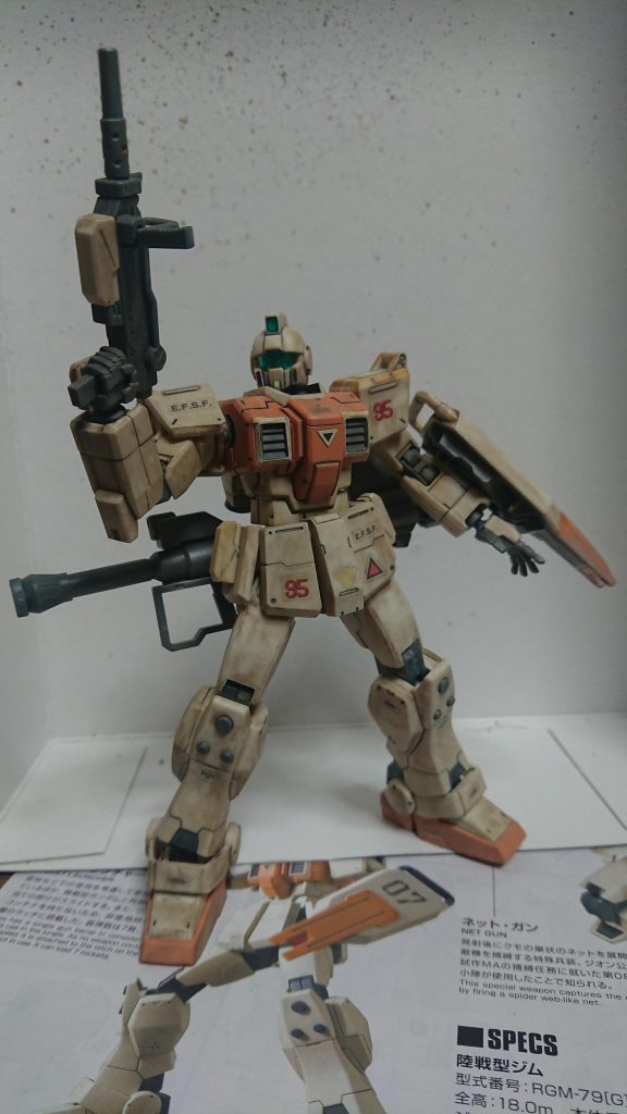 このポーズは友人がカッコイイと言ったポーズですね。