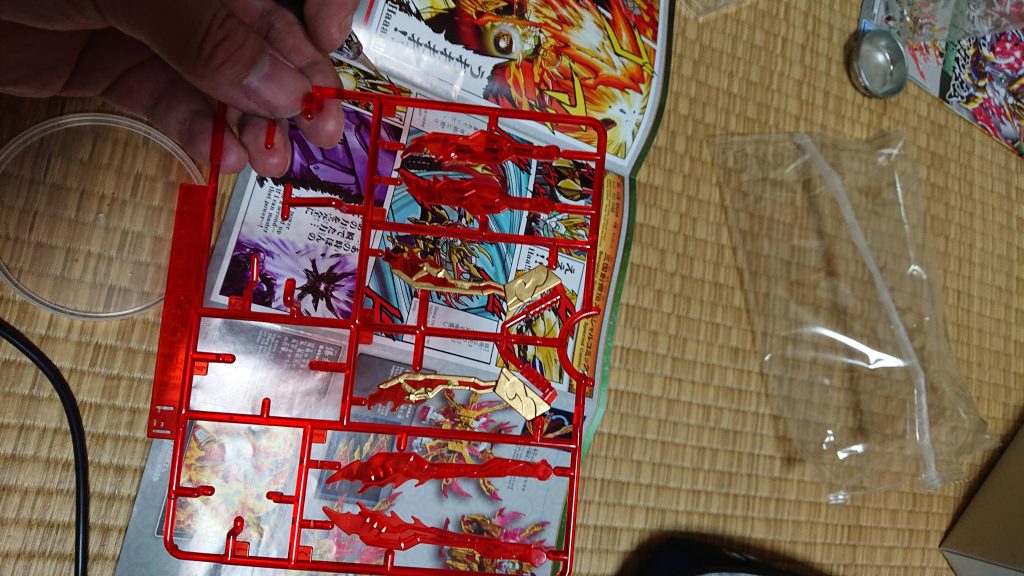 羽の塗装です。