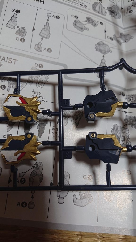 肩の塗装です。