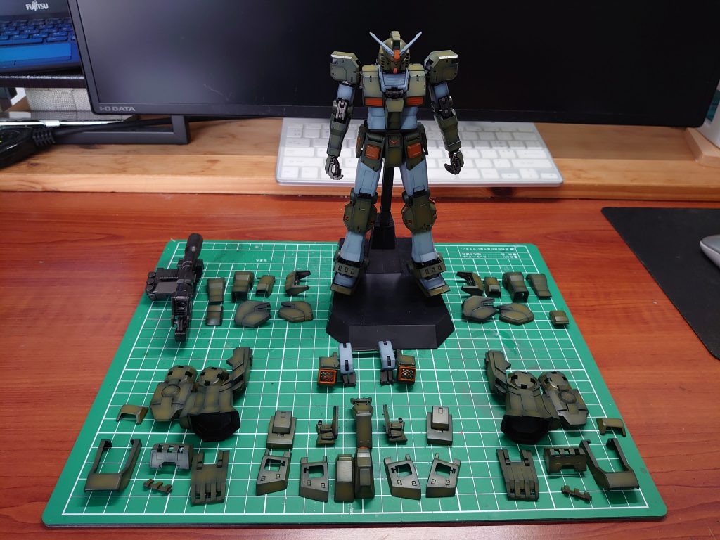 一応、アーマーはパージできます(塗装はげ怖いから、やらないけど・・・)