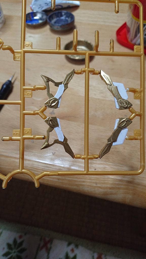 肩の塗装です。