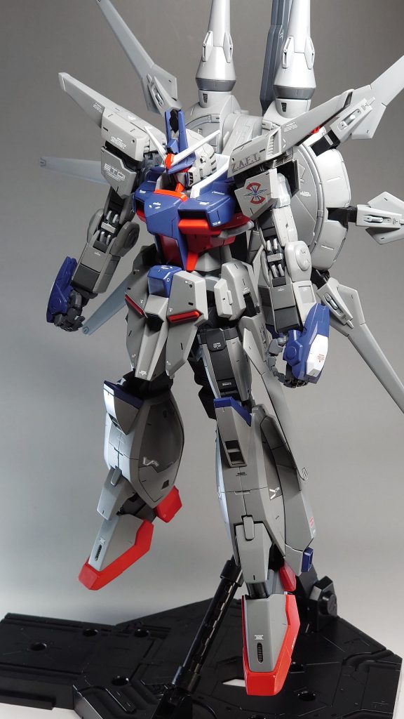 ミキシング作品の為、レジェンドのイメージを損なわないようにバランスを取りながら製作していきました。