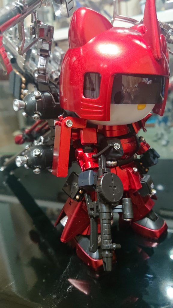 SDCSハローキティザクとサイコザクのミキシングです。ボロボロにしてしまったサイコザクを復活させたくキティちゃんの力を借りました