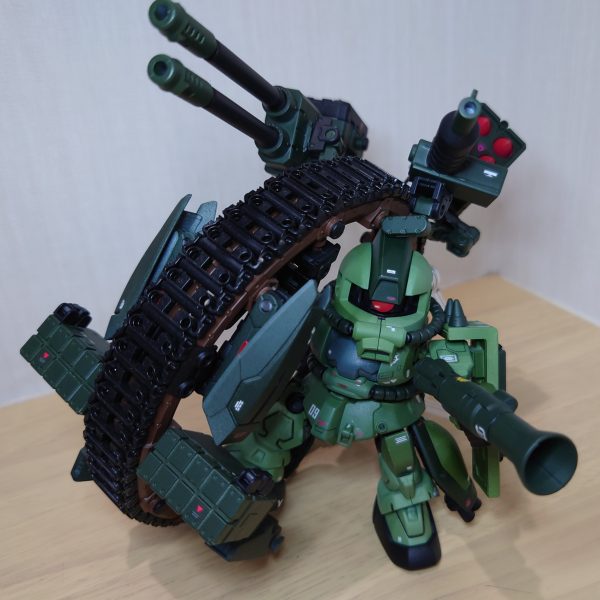 ザク(タイヤ付き）のザク