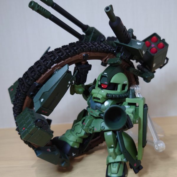 ザク(タイヤ付き）)のタイヤ