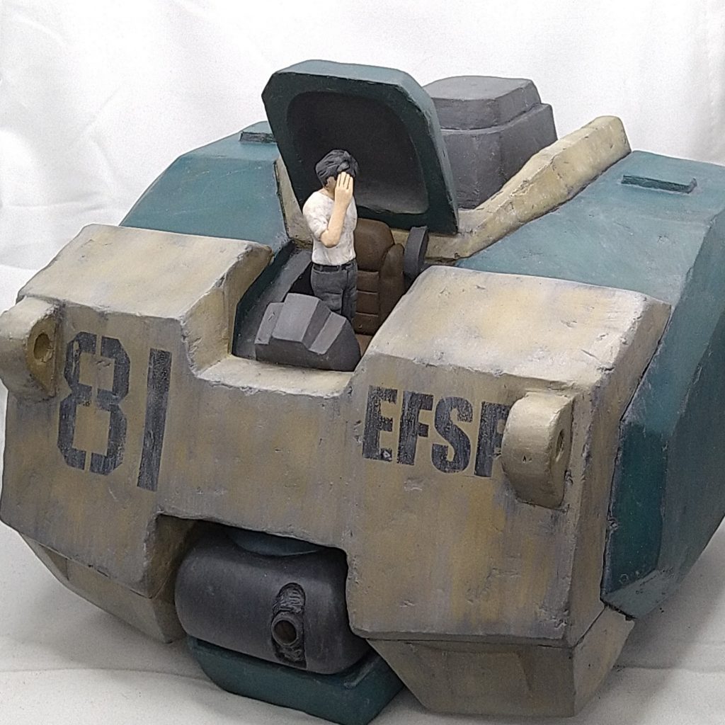 この作品の主役はシロー・アマダなのでEz-8は胴体部分のみです