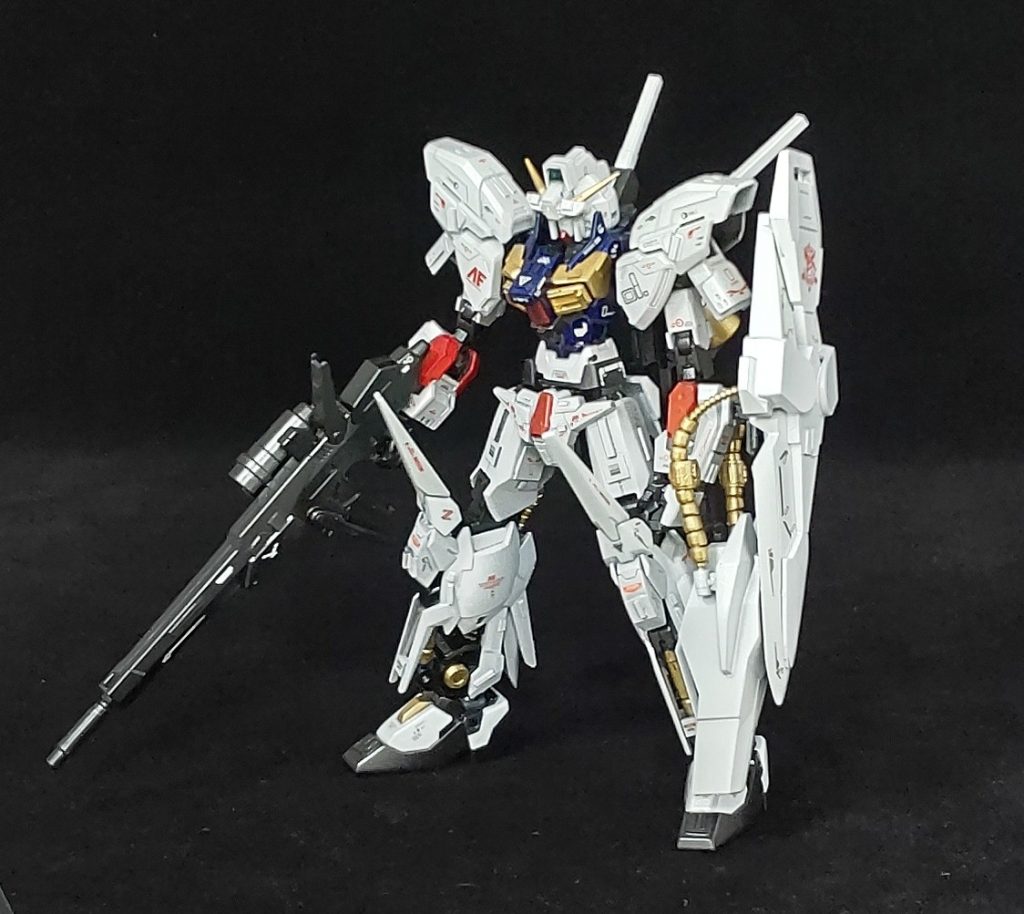 FRONT今回使用したキットはHG ヘイズルHG シナンジュスタインHGナラティブHGデルタカイHGライトニングZHGディナイアルHGエクシアです!