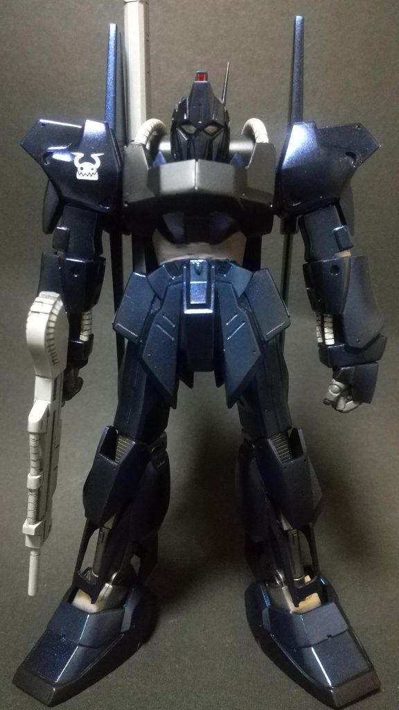 腰を３㎜伸ばし股間と足首はボールジョイント手首はコトブキヤとポリパテにて