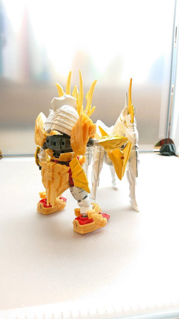 ？？？？[どうか三蔵法師達を天竺に導いてくれ。危険な旅になるかもしれないが、私はお前達のことをいつまでも見守っているぞ]玉龍はある日聖馬の姿になったばかりの頃の出来事の夢を見る玉龍に語りかけるこの男は一体何者なのか？