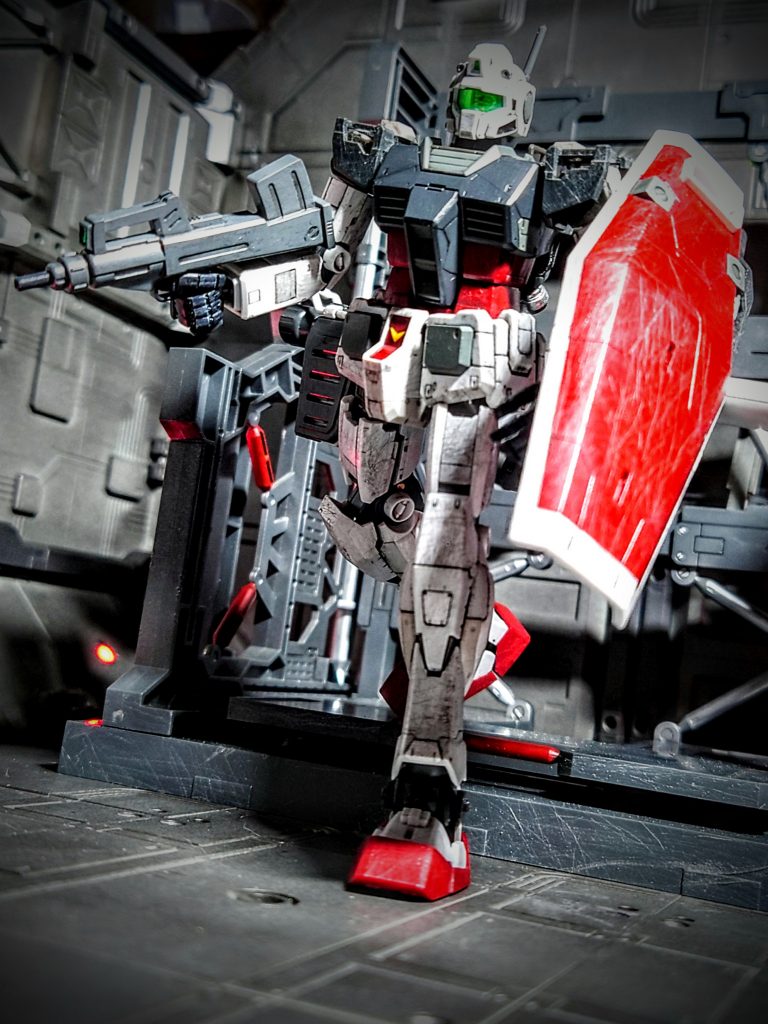 「なんだ、この感覚は?」動き出して第一印象は異質だった。人型のタンクやキャノンは経験済みだが、明らかにスペックが違う。