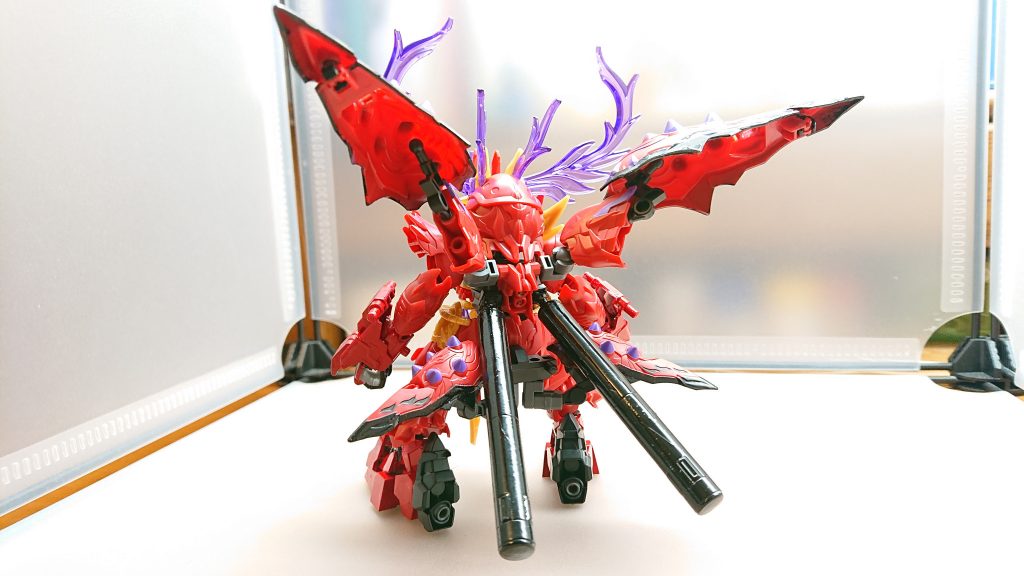 しかしこの姿になった場合自身の生命力も己の妖力に変換しているため牛魔王にとって諸刃の剣の形態なのである