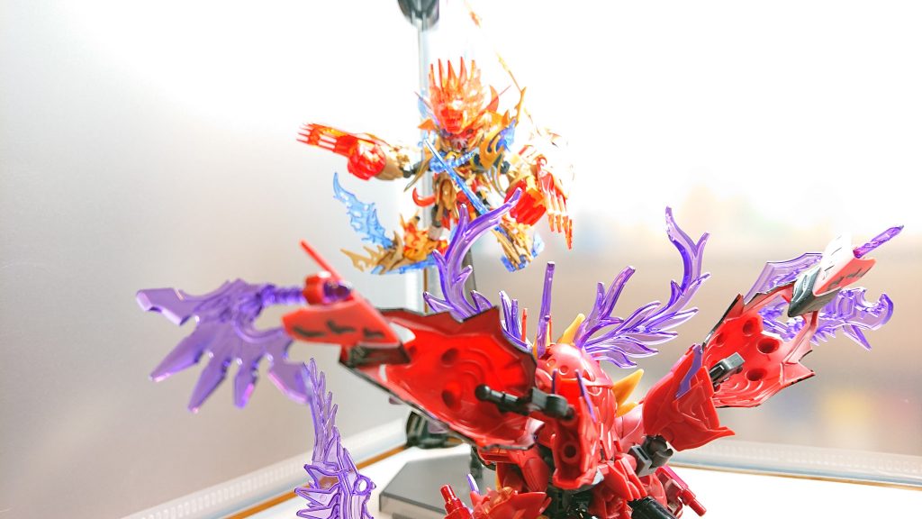 しかし悟空はカウンターで牛魔王の攻撃を跳ね返し空中に大ジャンプするそして紅蓮轟爪鈀(ぐれんごうそうは)を使って急降下で牛魔王に攻撃を仕掛ける