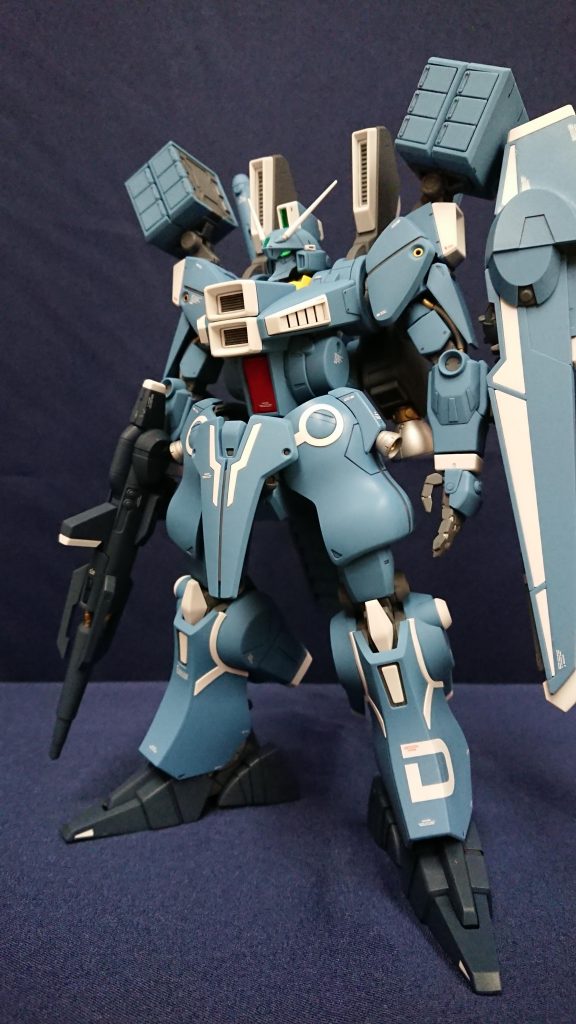 まさかmk-Vがガンプラとして出る日がこようとは…。この悪そうな面構えがガンダムの名前とギャップがあってたまりません！