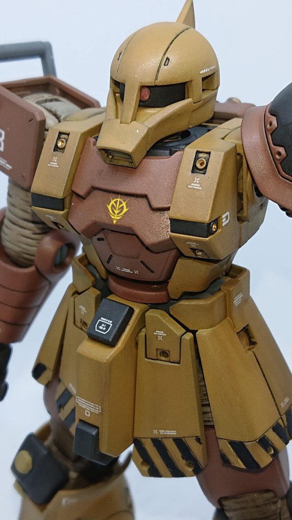 スカート下のシマシマ模様はマジックペンで塗りました。老眼にはキツくキレイには出来なかったです。