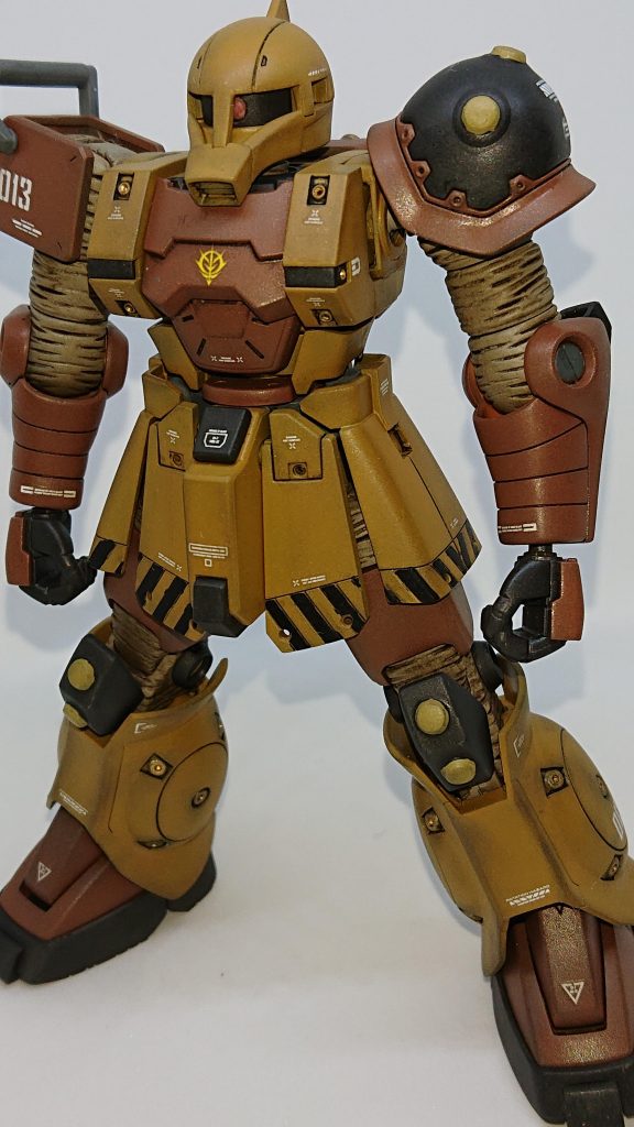 ザクⅠは武器を持たない姿が似合うと思います。