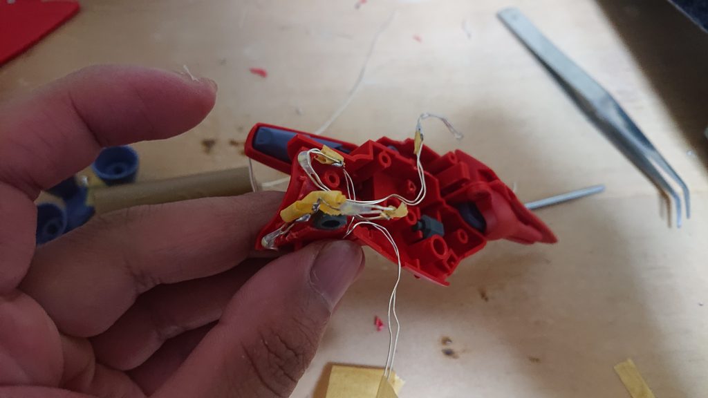 配線はこんな感じです。