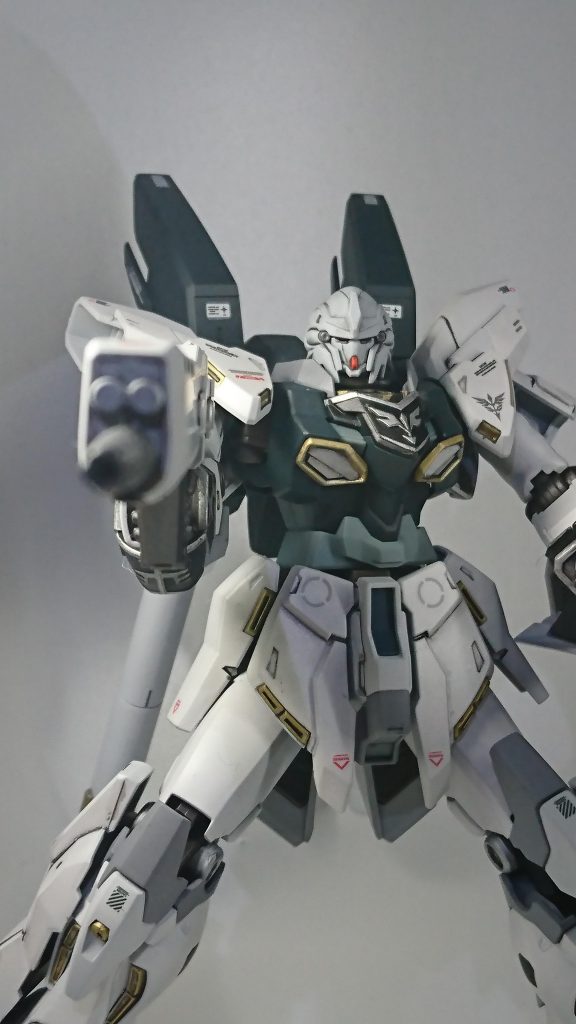 ガンダムNTを初めて見た時は?でしたが改めて見直すとなかなか面白かったで。主役はゾルタンと言ってもいいぐらいでした