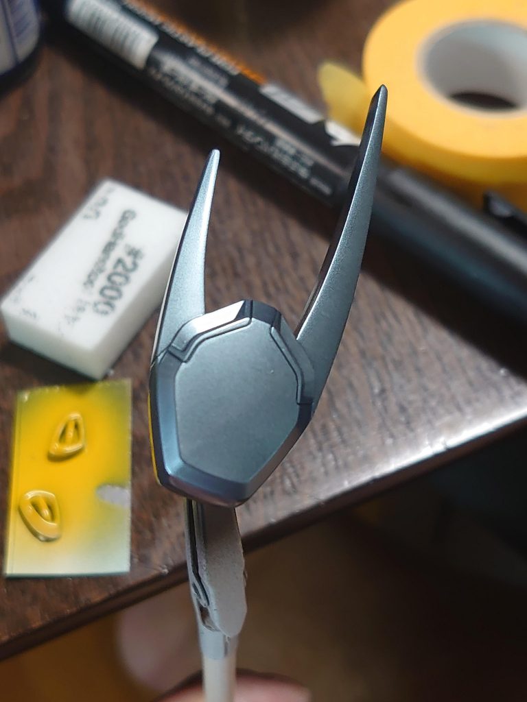 宇宙用パックは黒にMGパール入りクリアーを塗った下地(この写真)の上に、本体の青と同じクリアーブルーを重ねてます。