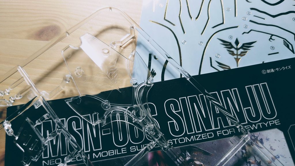 MG「シナンジュ[メカニカルクリア]」–2枚目/制作者：PachiLateji