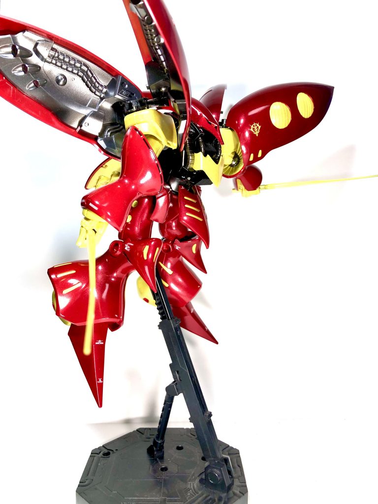 ポージング。作成時はワクチンの副反応で苦しみながら作っていたので、感慨深いです。