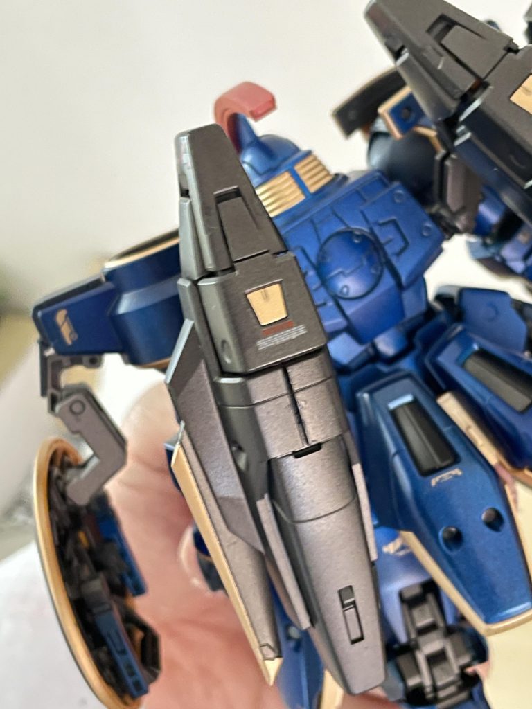 バックパックのゲート跡🥵車もどんなにキレイに乗ってても傷つくしそれをタッチアップペンで塗ることもあるし、そういうもんだと思えばまぁいいかと完成を優先しました🤗