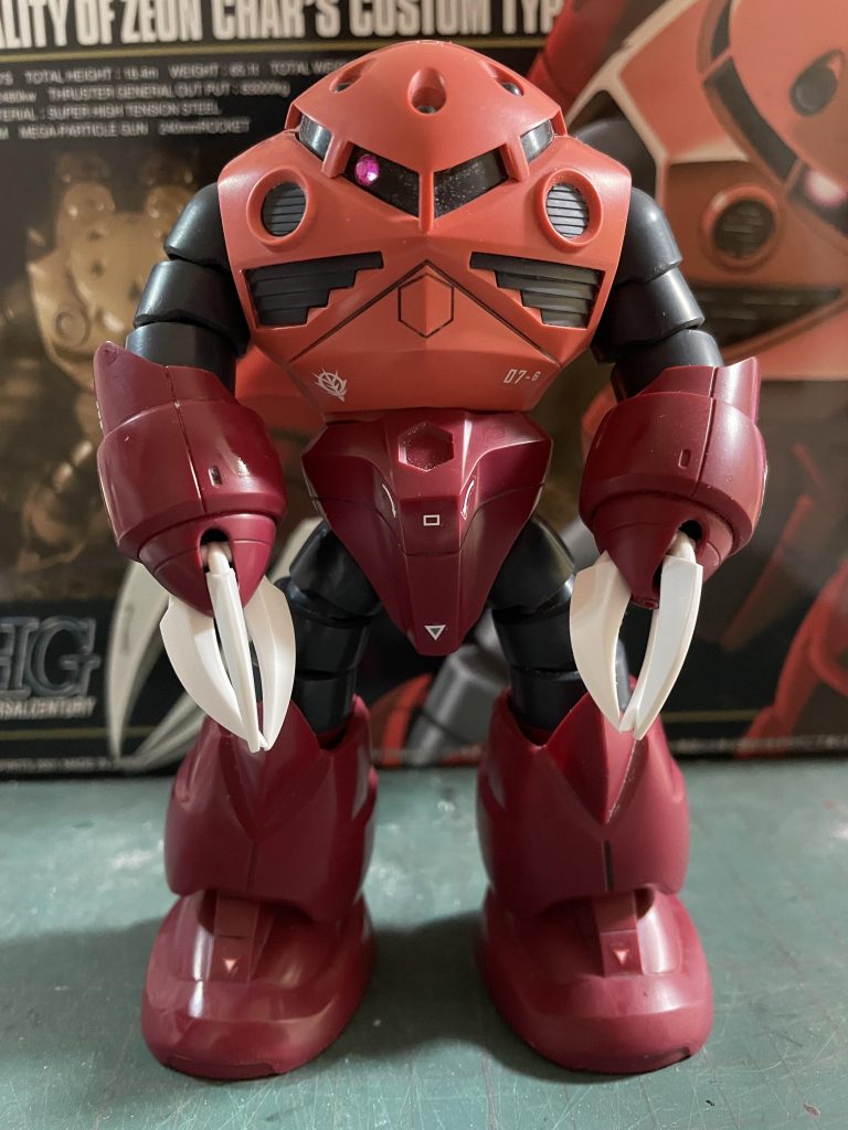 合わせ目消し無塗装。素で組み立てた状態。