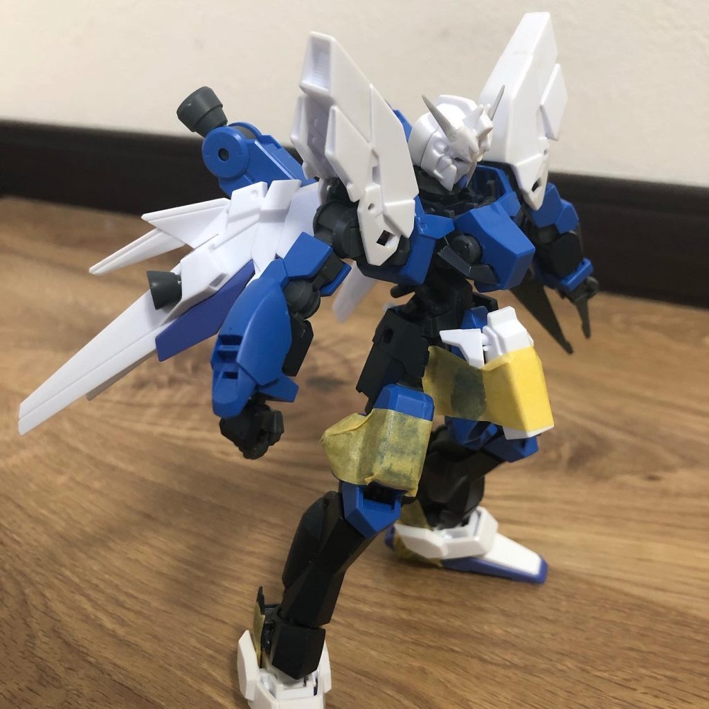 仮貼り付け状態から、大分変わりました...原型あるのは本体くらいになりました。