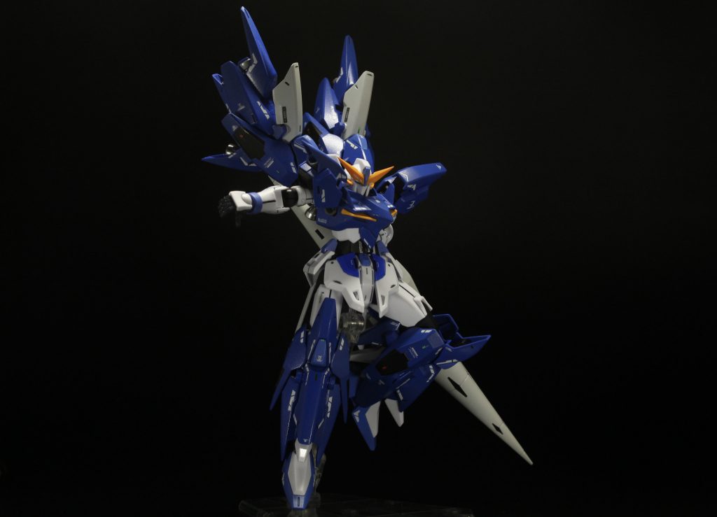 速さがテーマであるため武器は元から備わってる脚部と新造したブースターのキャノンそしてランスという機動性を阻害しない構成です!